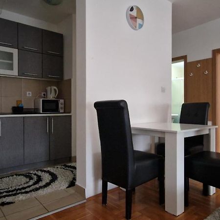 Appartamento Centar S Ni Esterno foto