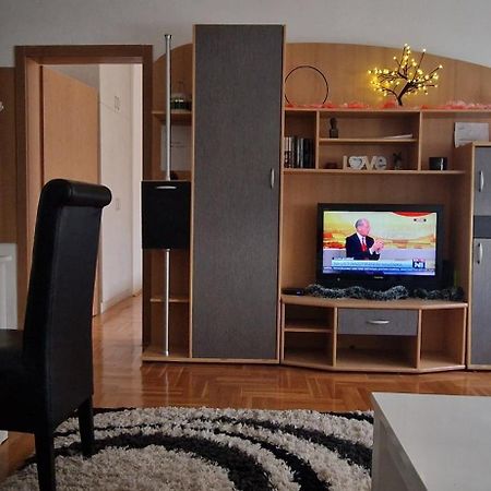 Appartamento Centar S Ni Esterno foto