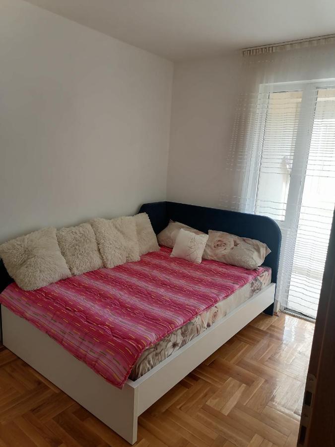 Appartamento Centar S Ni Esterno foto